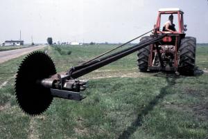 saw tree tractor mounted bucket trimmer trimming tractors loader