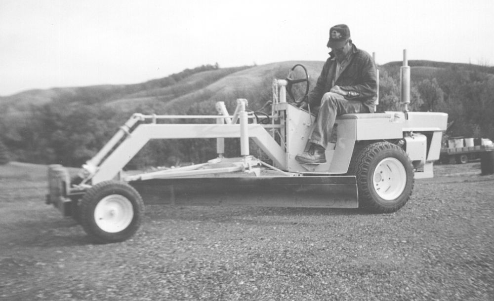 Farm Show Magazine The Best Stories About Made It Myself Shop Inventions Farming And Gardening Tips Time Saving Tricks The Best Farm Shop Hacks Diy Farm Projects Tips On Boosting Your Farm Income