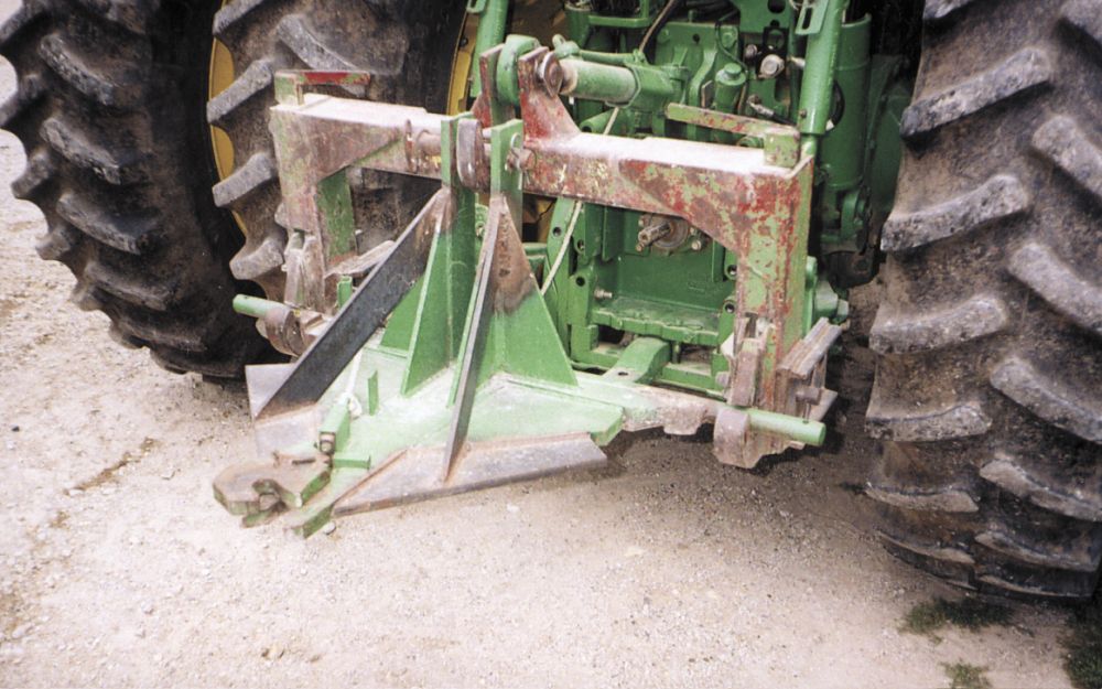 Gouges On Tractor FARM SHOW Magazine - The BEST stories about Made-It-Myself Shop ...
