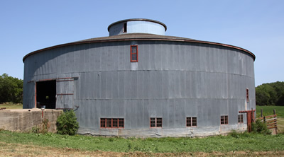 World's Largest Round Barn